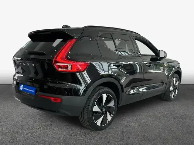 Volvo EX40