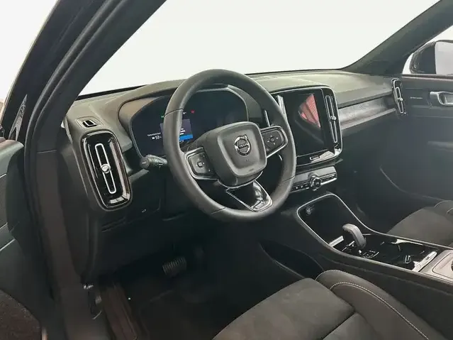 Volvo EX40