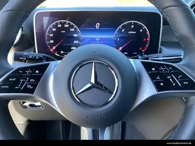 Mercedes-Benz GLC 220