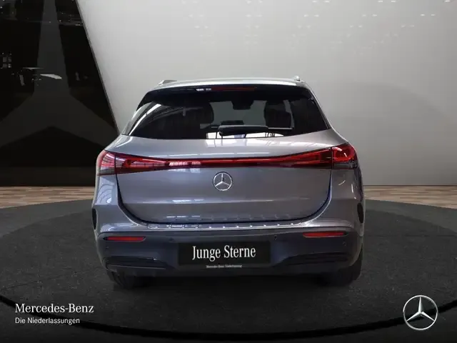 Mercedes-Benz EQA 300