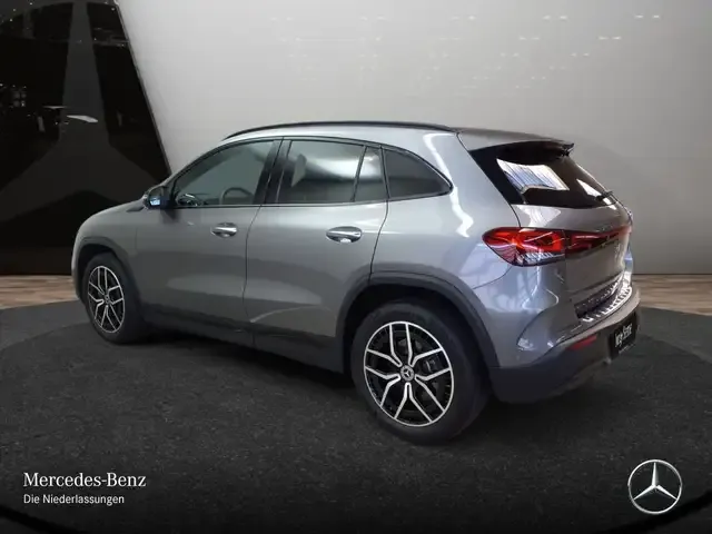 Mercedes-Benz EQA 300