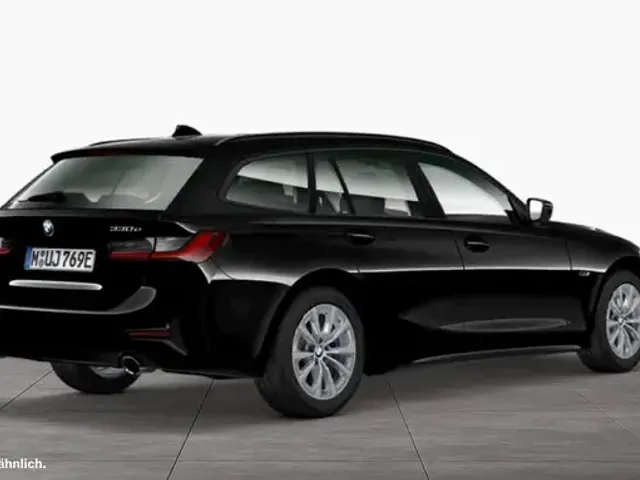 BMW 330