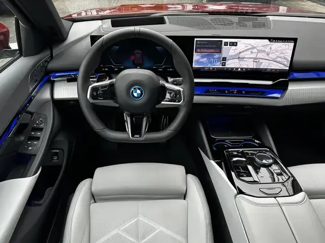 BMW i5
