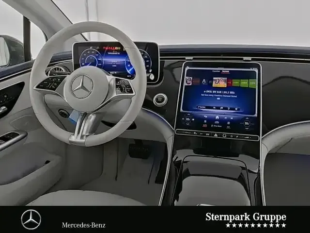 Mercedes-Benz EQE 300