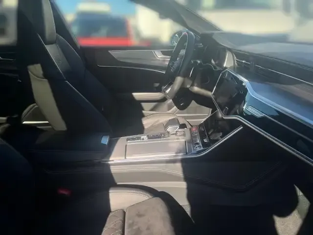 Audi S7
