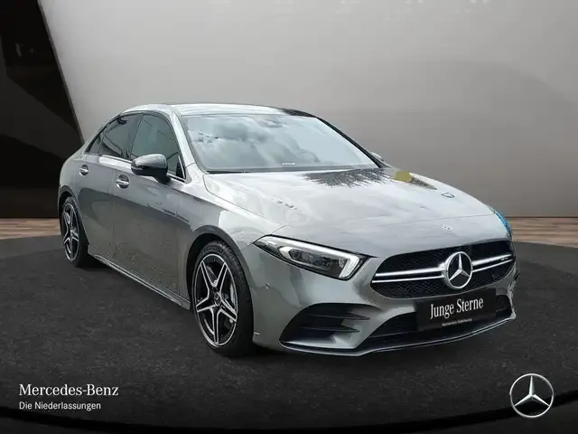 Mercedes-Benz A 35 AMG