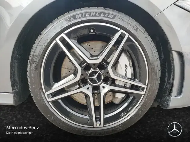 Mercedes-Benz A 35 AMG