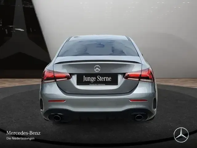 Mercedes-Benz A 35 AMG