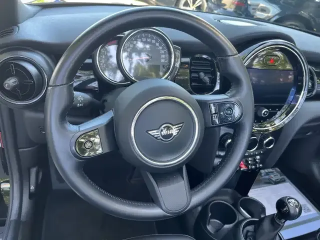 MINI Cooper Cabrio