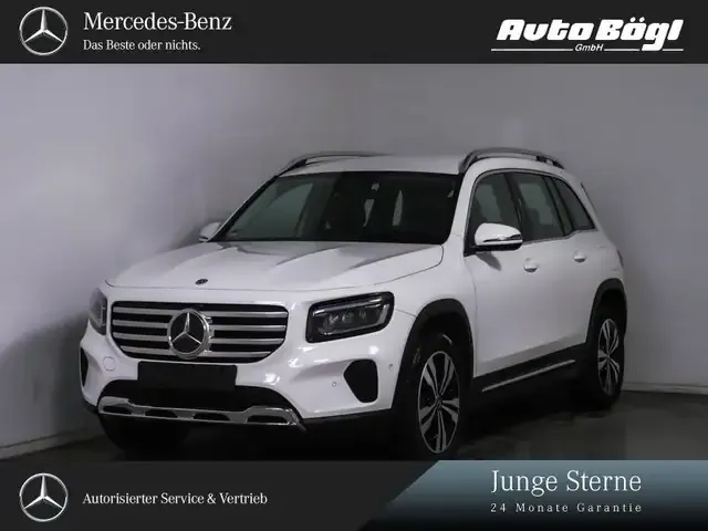 Mercedes-Benz GLB 200