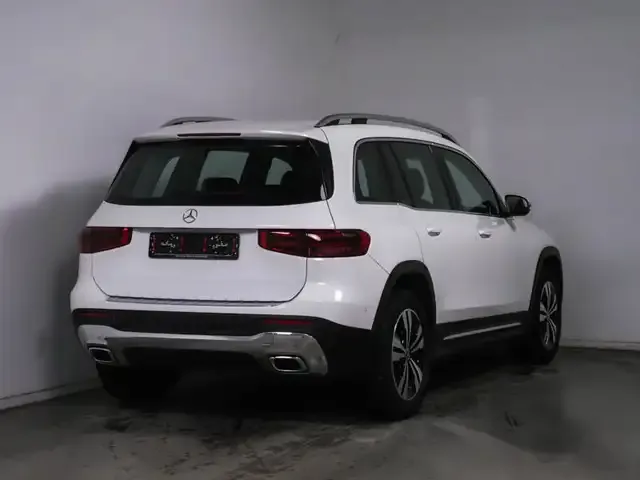 Mercedes-Benz GLB 200