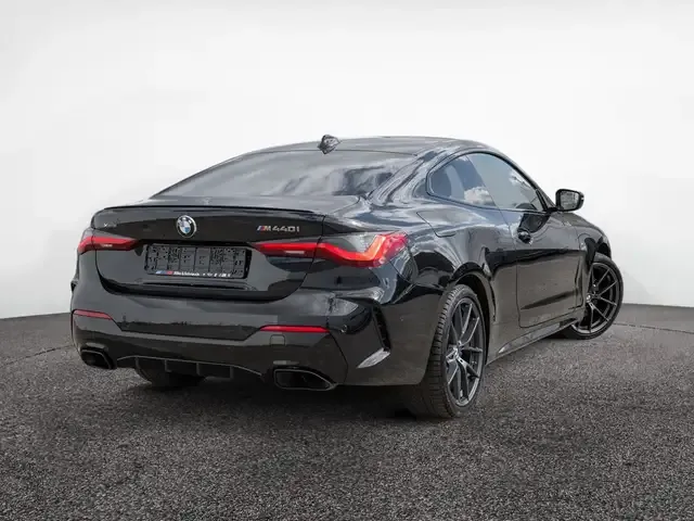BMW 440