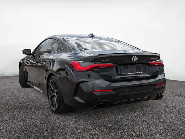 BMW 440