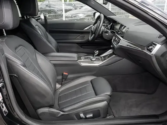 BMW 440