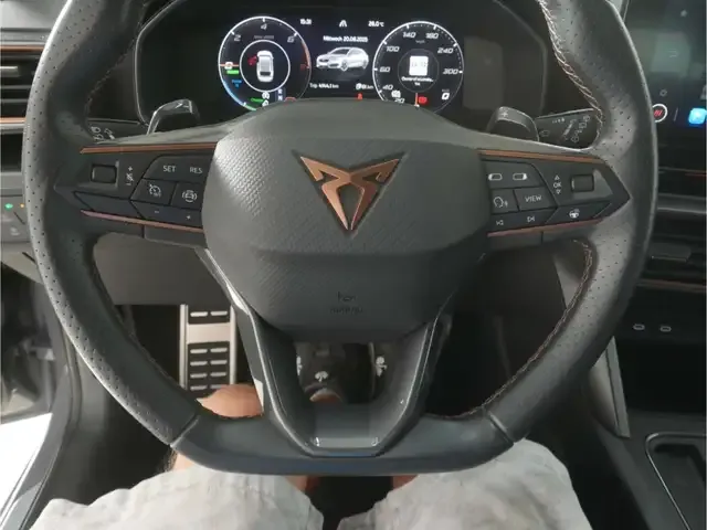CUPRA Leon