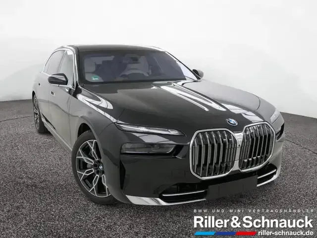 BMW 750