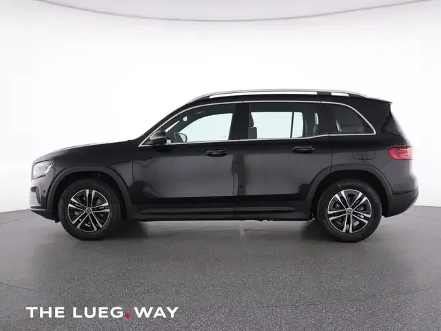 Mercedes-Benz GLB 180