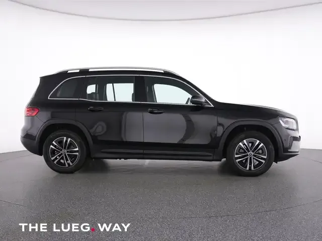 Mercedes-Benz GLB 180
