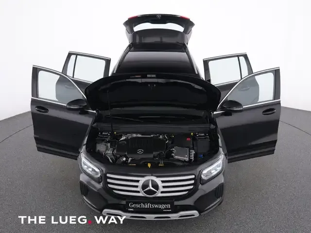Mercedes-Benz GLB 180