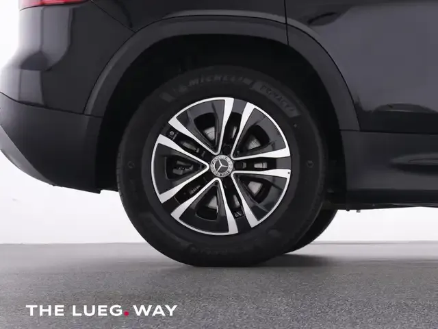 Mercedes-Benz GLB 180