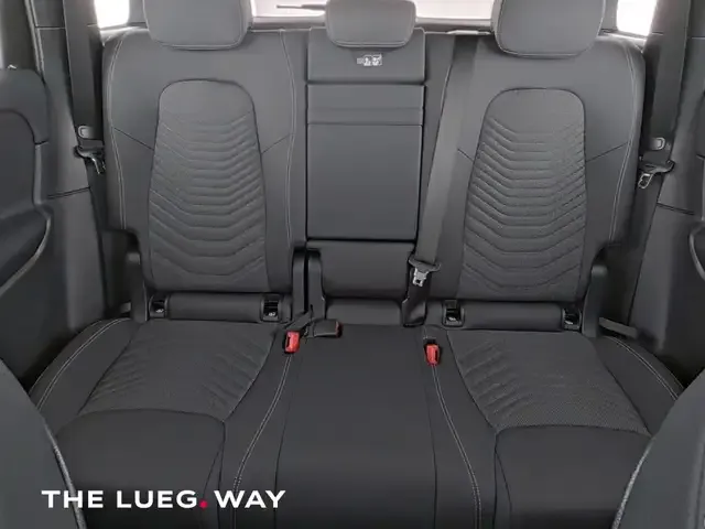 Mercedes-Benz GLB 180