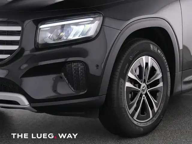 Mercedes-Benz GLB 180