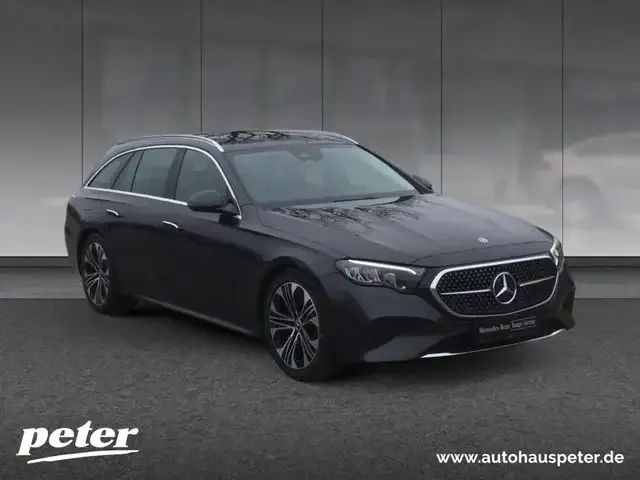 Mercedes-Benz E 220
