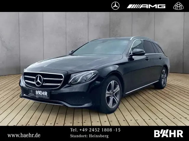 Mercedes-Benz E 220