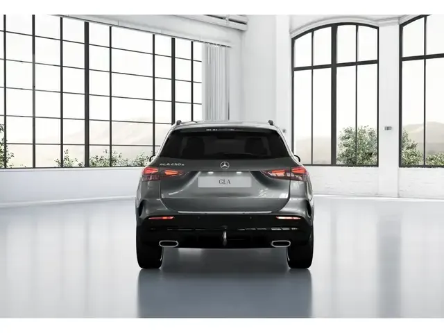 Mercedes-Benz GLA 250