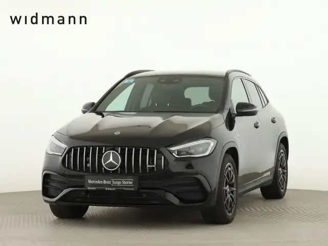Mercedes-Benz GLA 35 AMG