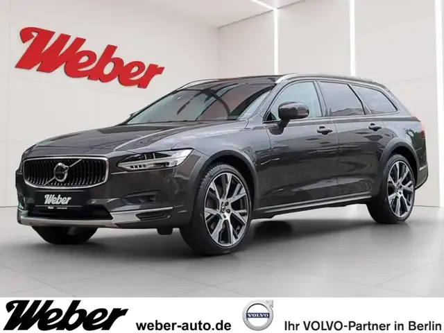 Volvo V90 Cross Country