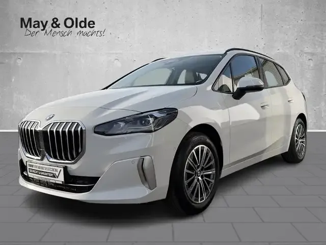 BMW 218