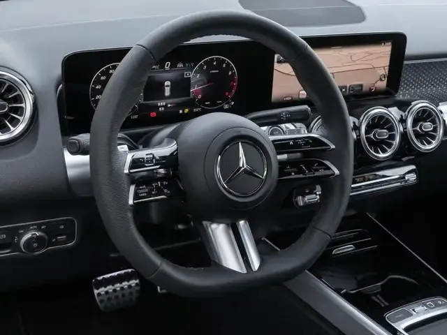 Mercedes-Benz GLB 250