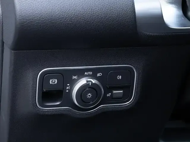 Mercedes-Benz GLB 250