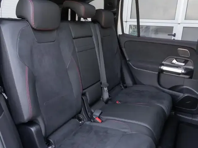 Mercedes-Benz GLB 250