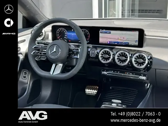 Mercedes-Benz CLA 200