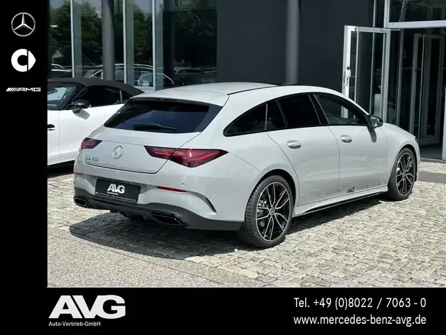 Mercedes-Benz CLA 200
