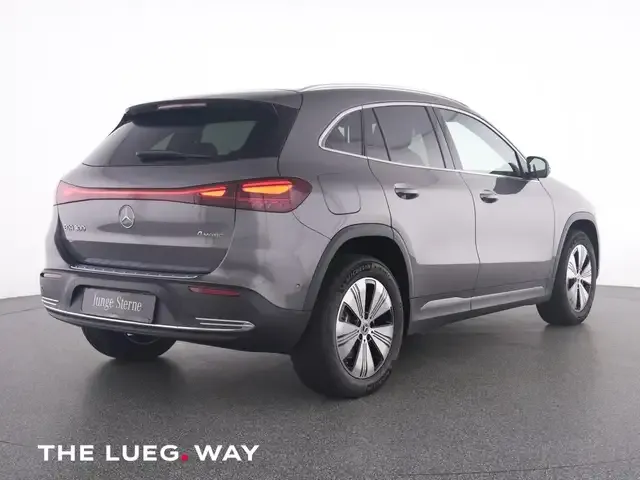 Mercedes-Benz EQA 300
