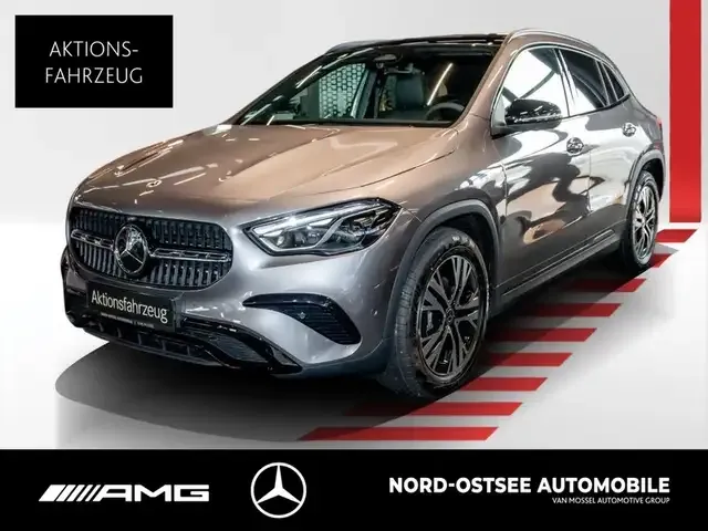 Mercedes-Benz GLA 180