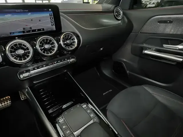 Mercedes-Benz EQA 250