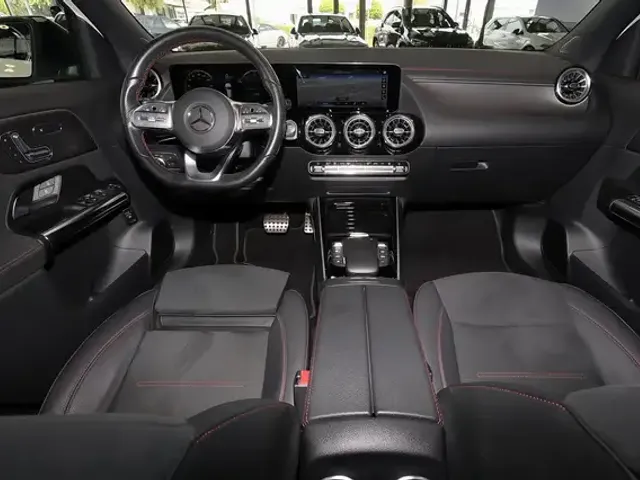 Mercedes-Benz EQA 250