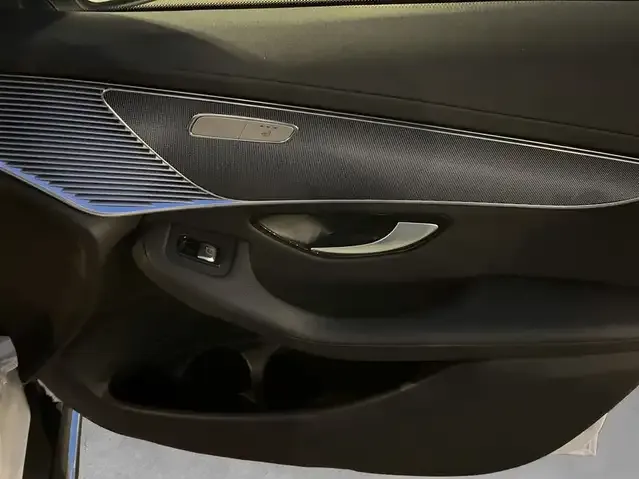 Mercedes-Benz EQC 400