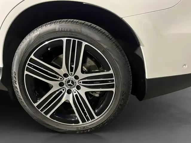 Mercedes-Benz EQC 400