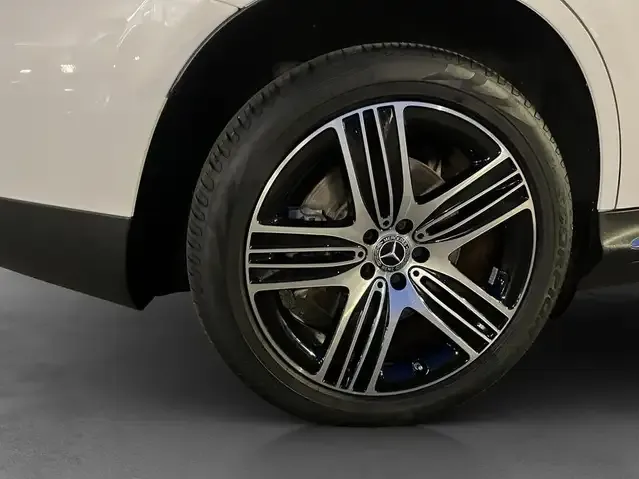 Mercedes-Benz EQC 400