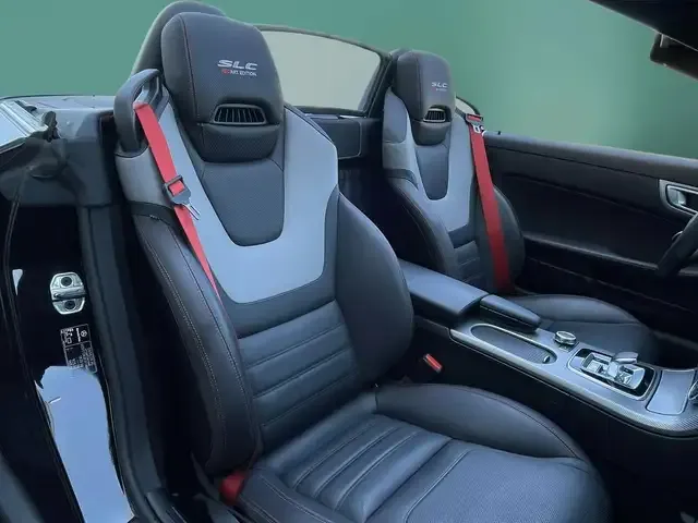 Mercedes-Benz SLC 300