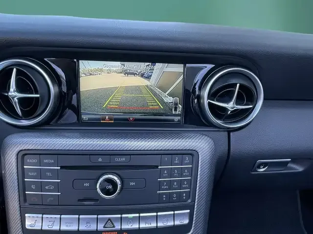 Mercedes-Benz SLC 300