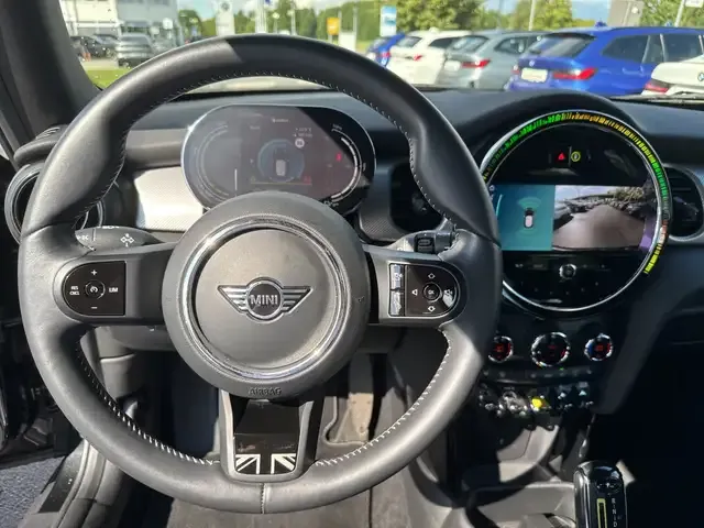 MINI Cooper SE