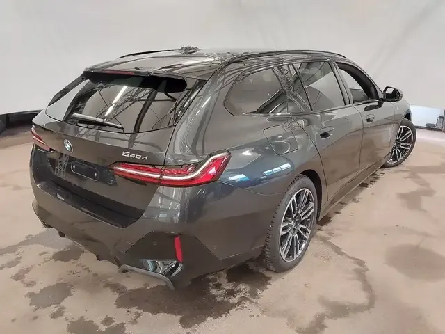 BMW 540