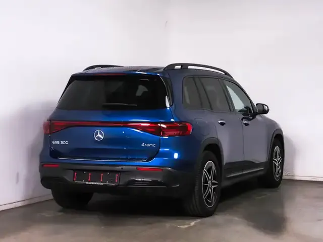 Mercedes-Benz EQB 300
