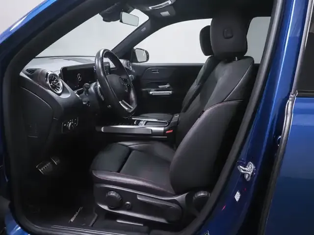 Mercedes-Benz EQB 300